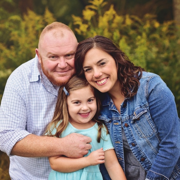 Meet your Posher, Angie - Picture 3 of 8